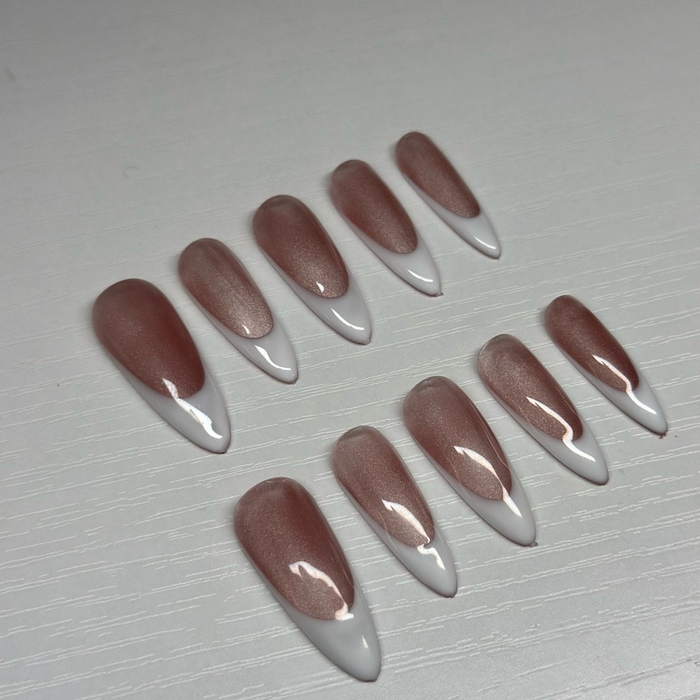 Elegant Pink and White Press-On Nails